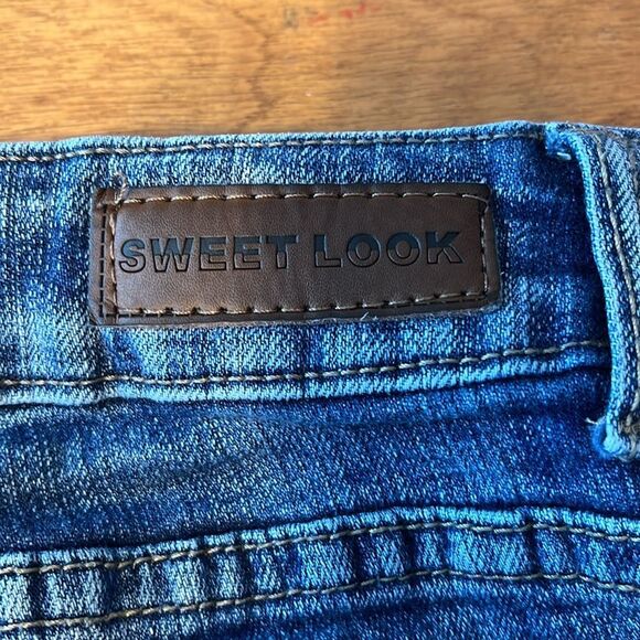 Sweet Look Classic Blue Distressed Skinny Jeans - Picture 5 of 8